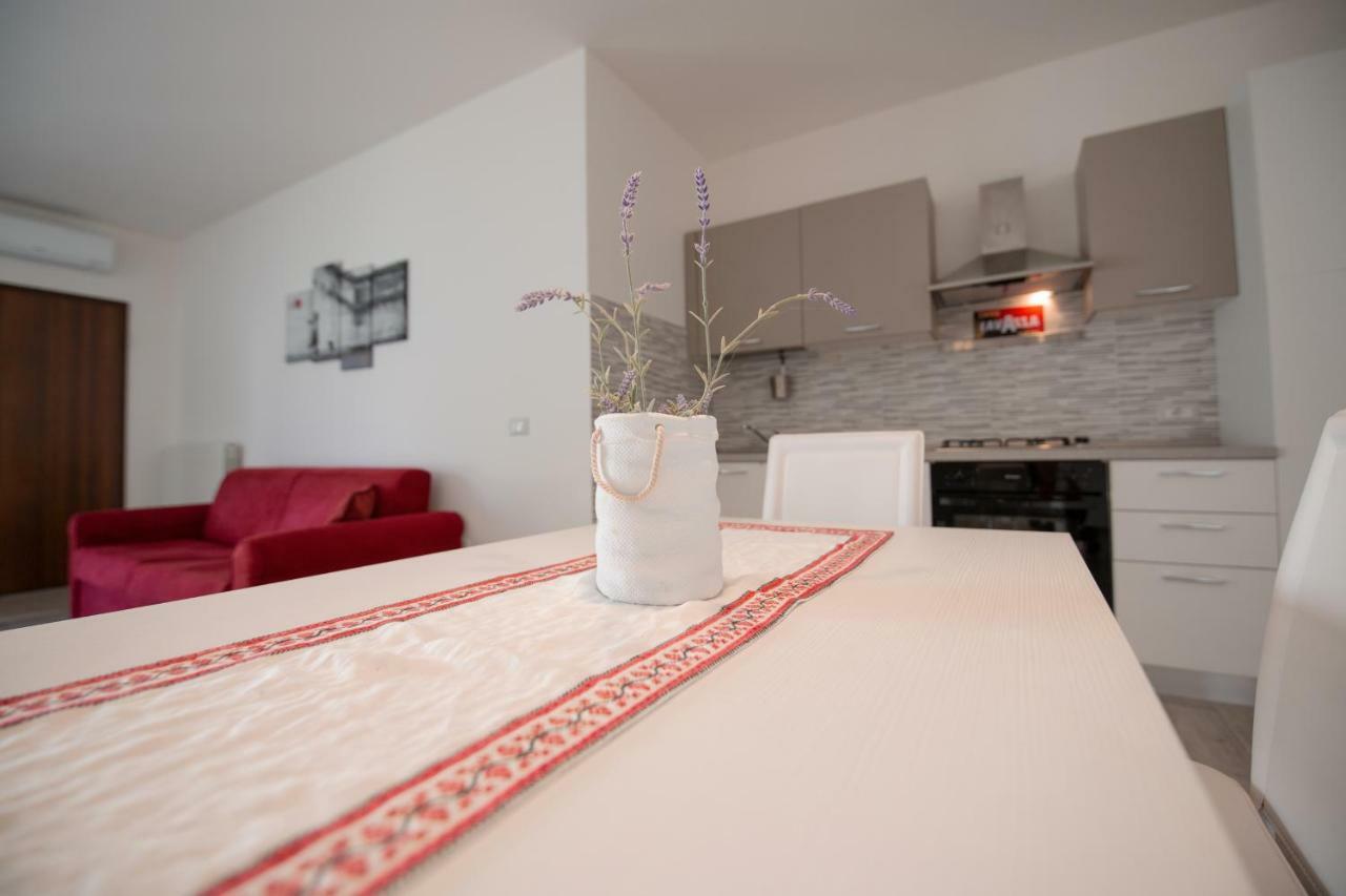 Apartment Bolsena Casa Vacanze ภายนอก รูปภาพ